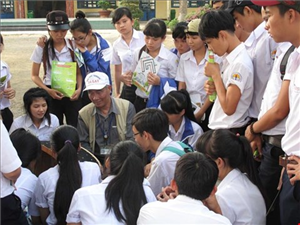 Tư vấn tuyển sinh cho gần 2000 học sinh trên huyện Đơn Dương và Đức Trọng