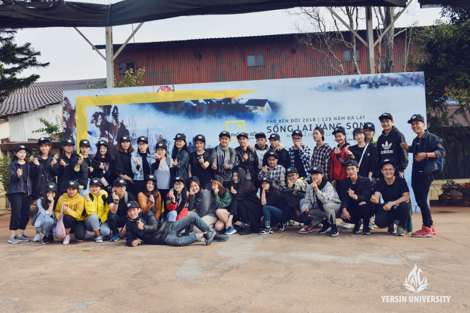 Khoa QTKD Du lịch – Trường Đại học Yersin Đà Lạt giành giải Nhất phần thi Nghệ thuật sắp đặt
